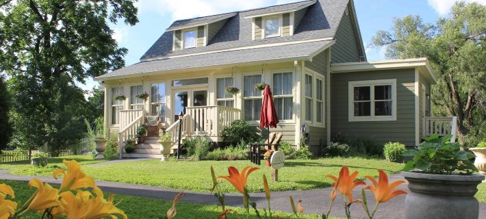 Prairie Guest House Hotels in Fishers