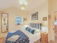 Laburnham Cottage Hotels in Jeffreyston