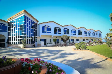 Sandy Beach Hotel & Resort