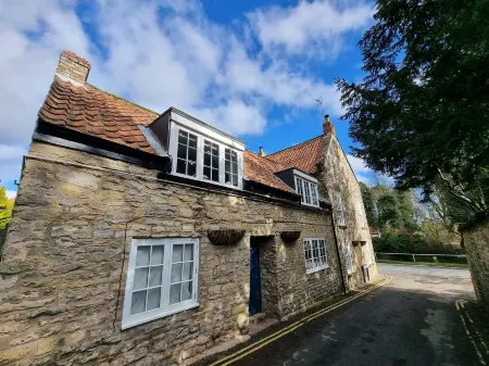 Rorty Crankle Отели в г. Эбберстон энд Йедингем