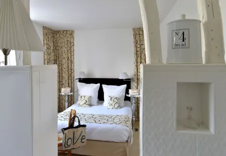 Logis Hôtels Restaurant les 3 Rois