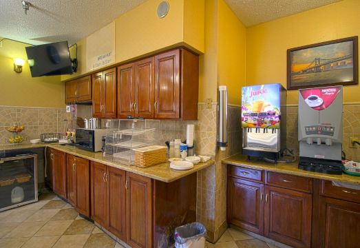 3. 제네바 모텔 인..