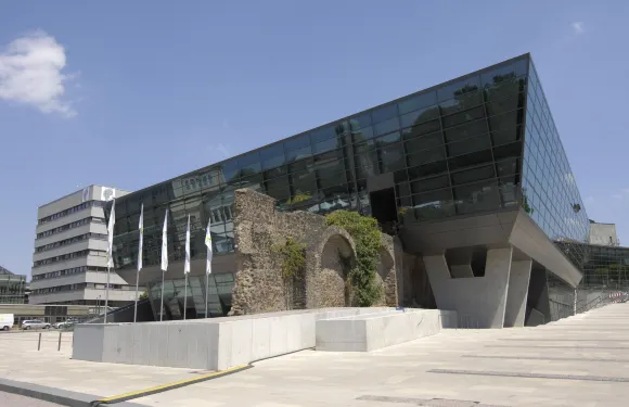 諾斯德傑爾咖啡館酒店