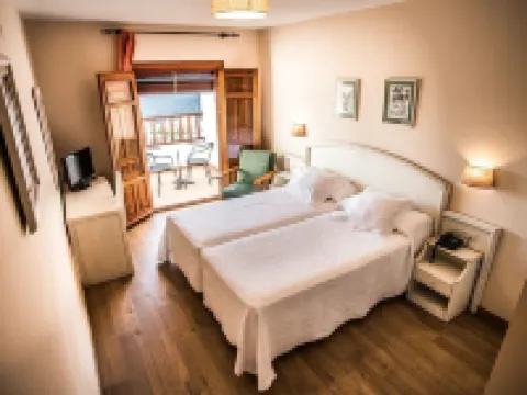 Finca Los Llanos Hotels in Capileira