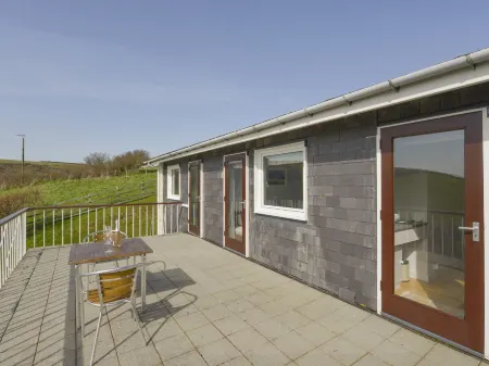 Ayrmer House Отели рядом с достопримечательностью «Wembury Beach»