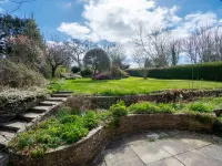 Trederwen Hotels in Rhayader