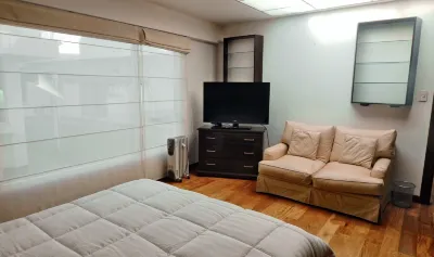 Minimalist Department