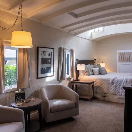 Napa Valley Railway Inn