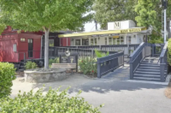 Napa Valley Railway Inn Hotels in Yountville