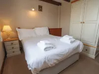 Broadings Cottage at Broadings Farm Hotels in Lythe