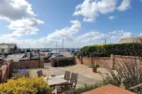 2 Cobb View - Apartments