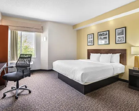 Sleep Inn & Suites at Concord Mills Hotels in Concord