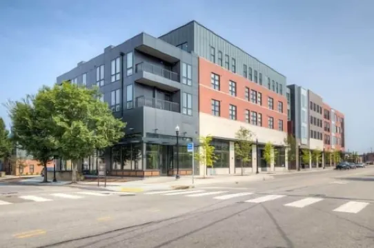 CozySuites at Lawrenceville