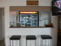 Spinifex Motel and Serviced Apartments Hotels in Mount Isa