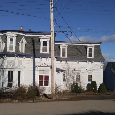 Elevate Rooms at 66 Montague