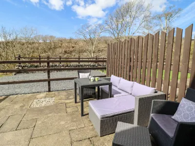 Cwm Yr Afon Cottage