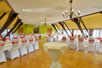 Land- Und Golfhotel Alte Fliegerschule Hotels in Eisenach