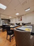 Brit Hotel Essentiel Pontivy Robic - Pysäköinti