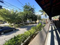 Guaecá Beach 4 People - gated community, 20 meters from the beach