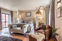 อาร์เตซานา – ไพรเวทลี่ โอว์น โรสวูด เรสซิเดนซ์ โรงแรมใน