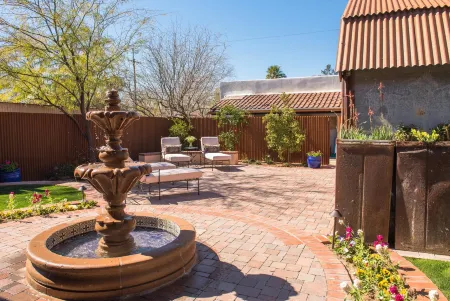 Armory Park Inn Отели рядом с достопримечательностью «Университет Аризона»