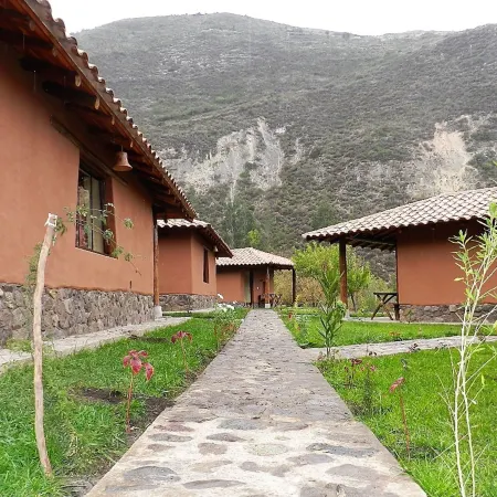 Cantua Hotel