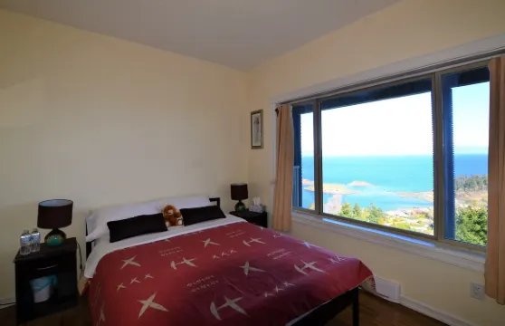 吉布拉特爾洛克海景民宿