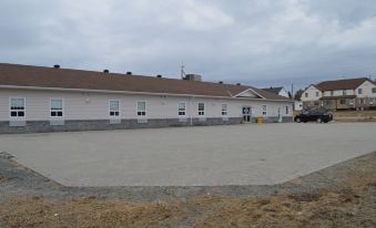 Auberge MacDonald Guest Inn