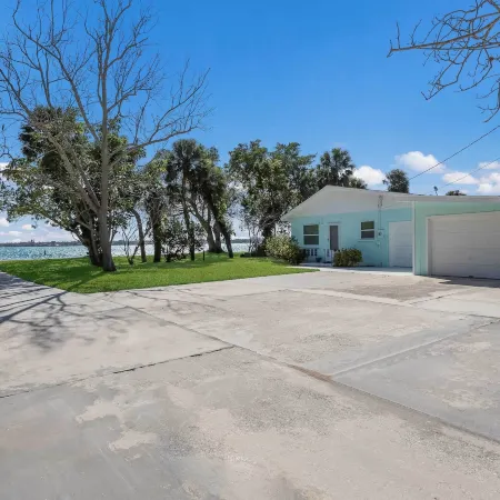 Palmetto Home w/ Manatee River Access!