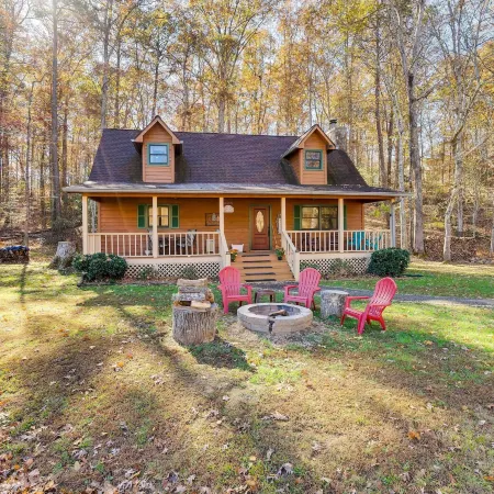 Smoky Mountain Cabin w/ Fire Pit: Hike & Fish!