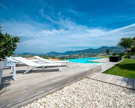 Serre Alte Landscape Luxury Rooms Hotel a Matelica