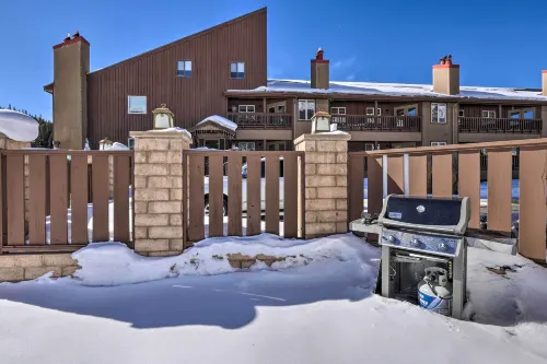 Walk to Copper Mountain Lifts Mtn-View Condo - badewanne