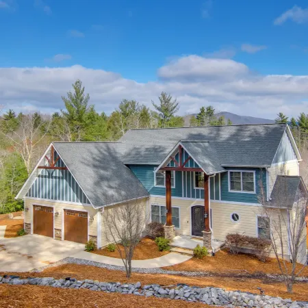 Stunning Nebo Lake House w/ Deck & Views!