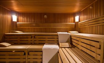 Wirthshof Hotel & Chalets