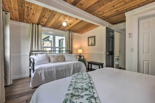 Fredericksburg Getaway w/ Covered Deck & Fire Pit! - Maalaistalo