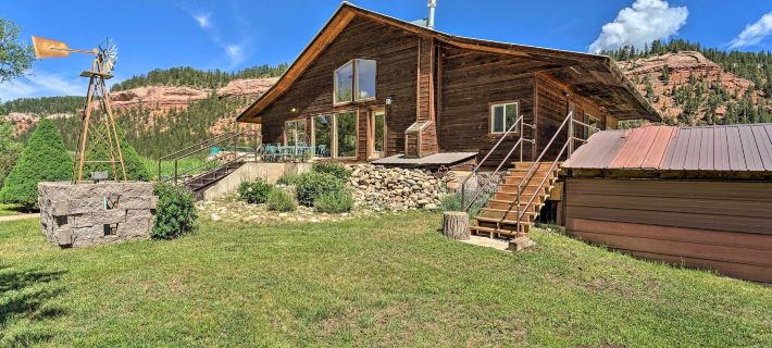 Riverfront Dolores Home, Direct Hiking Access! Hotels in Montezuma County