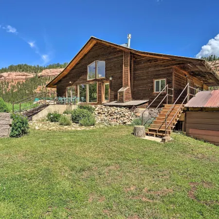 Riverfront Dolores Home, Direct Hiking Access!