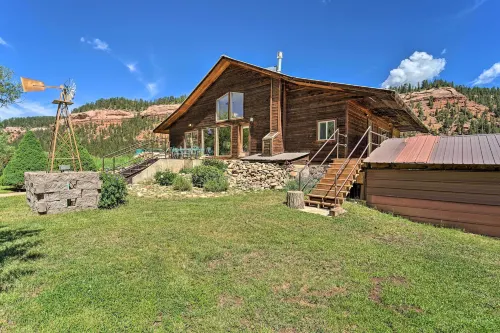 Riverfront Dolores Home, Direct Hiking Access! - Kæledyr tilladt