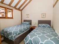 5D Hideways Hotels near The Way Christian Fellowship