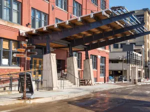 The Iron Horse Hotel