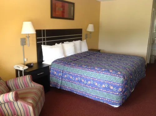 Countryside Inn Hotels in Wharton
