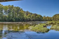 Heber Springs Cabin w/ Deck + River Views! - 3-Star