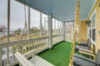 Beach, Pier Access! Pet-Friendly Crystal Coast Gem