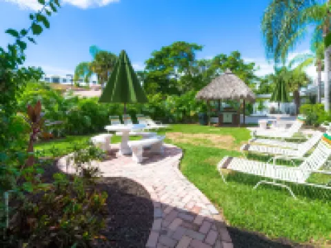 Tropical Beach Resorts - Sarasota Hotels in Sarasota