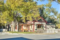 Victorian Gem! Steps to Dine, Shop & Hike - spa