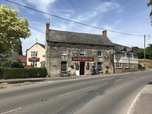 The Old Pound Inn Hotel a Somerton