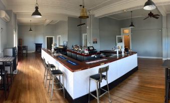 Abermain Hotel