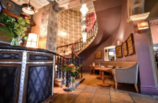 The Meadowpark Bar, Kitchen & Rooms