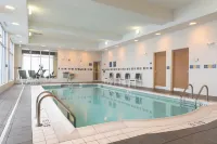 Holiday Inn AURORA NORTH- NAPERVILLE by IHG - Pool