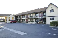 Luxury Inn Hotels in Norwalk